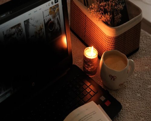 Quiet home atmosphere after work with soft warm lighting